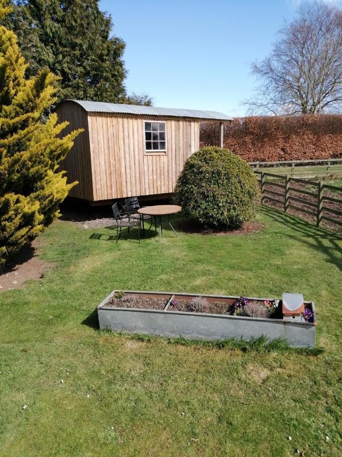 Lucker Mill Shepherds Huts Extérieur photo