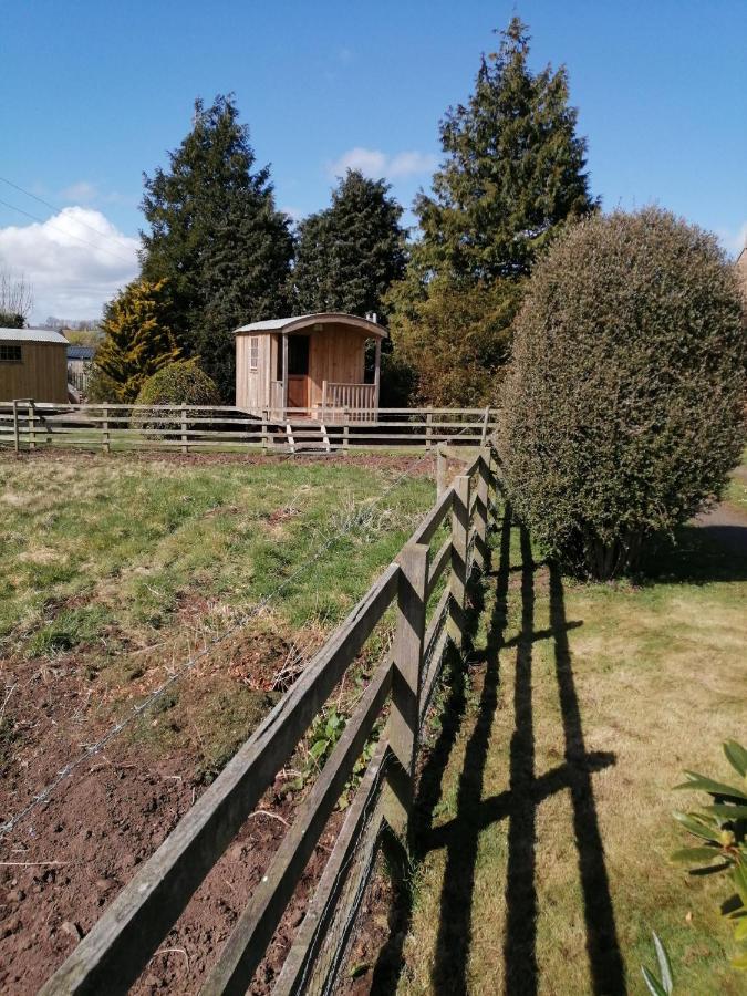 Lucker Mill Shepherds Huts Extérieur photo
