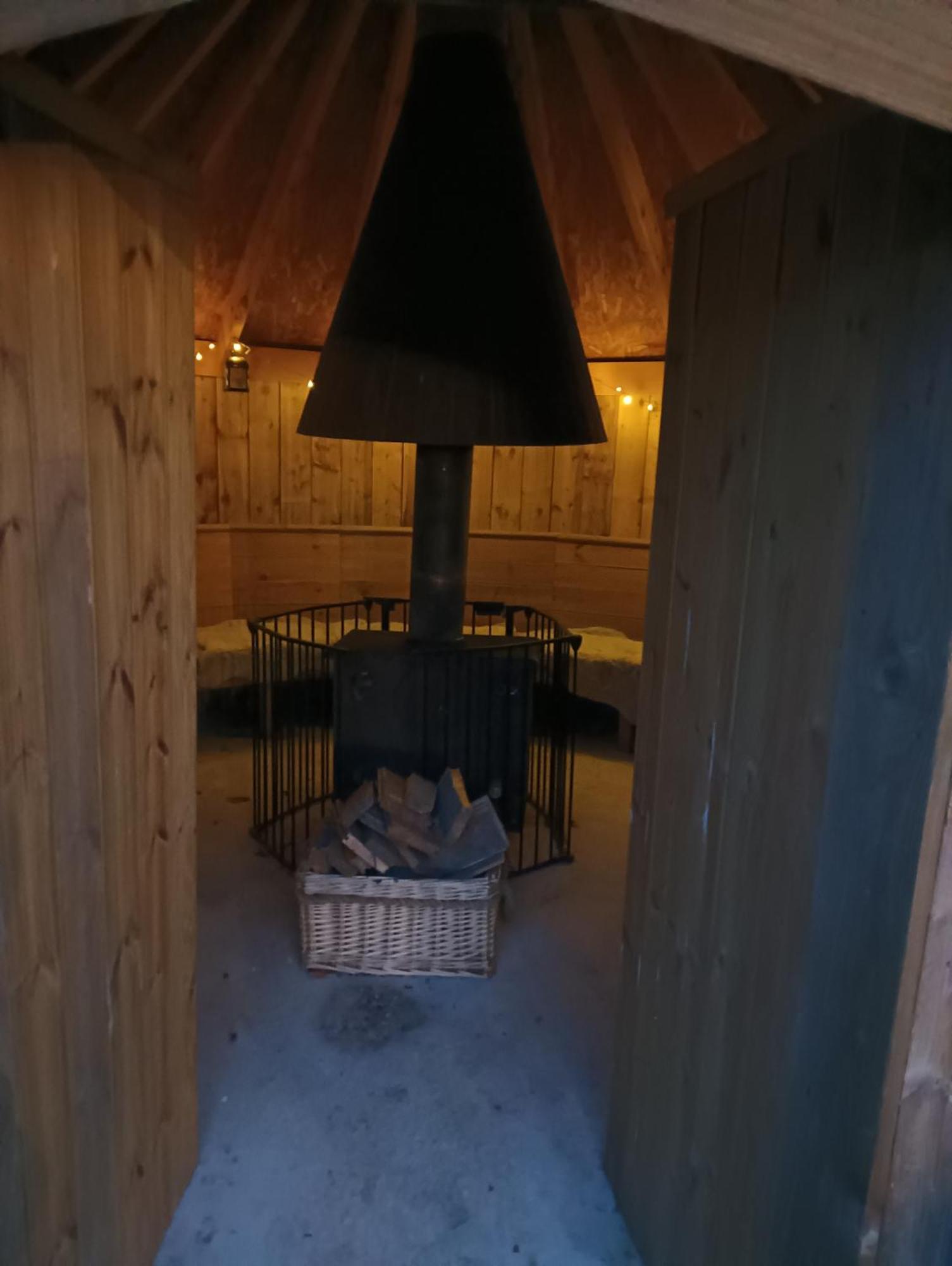 Lucker Mill Shepherds Huts Extérieur photo