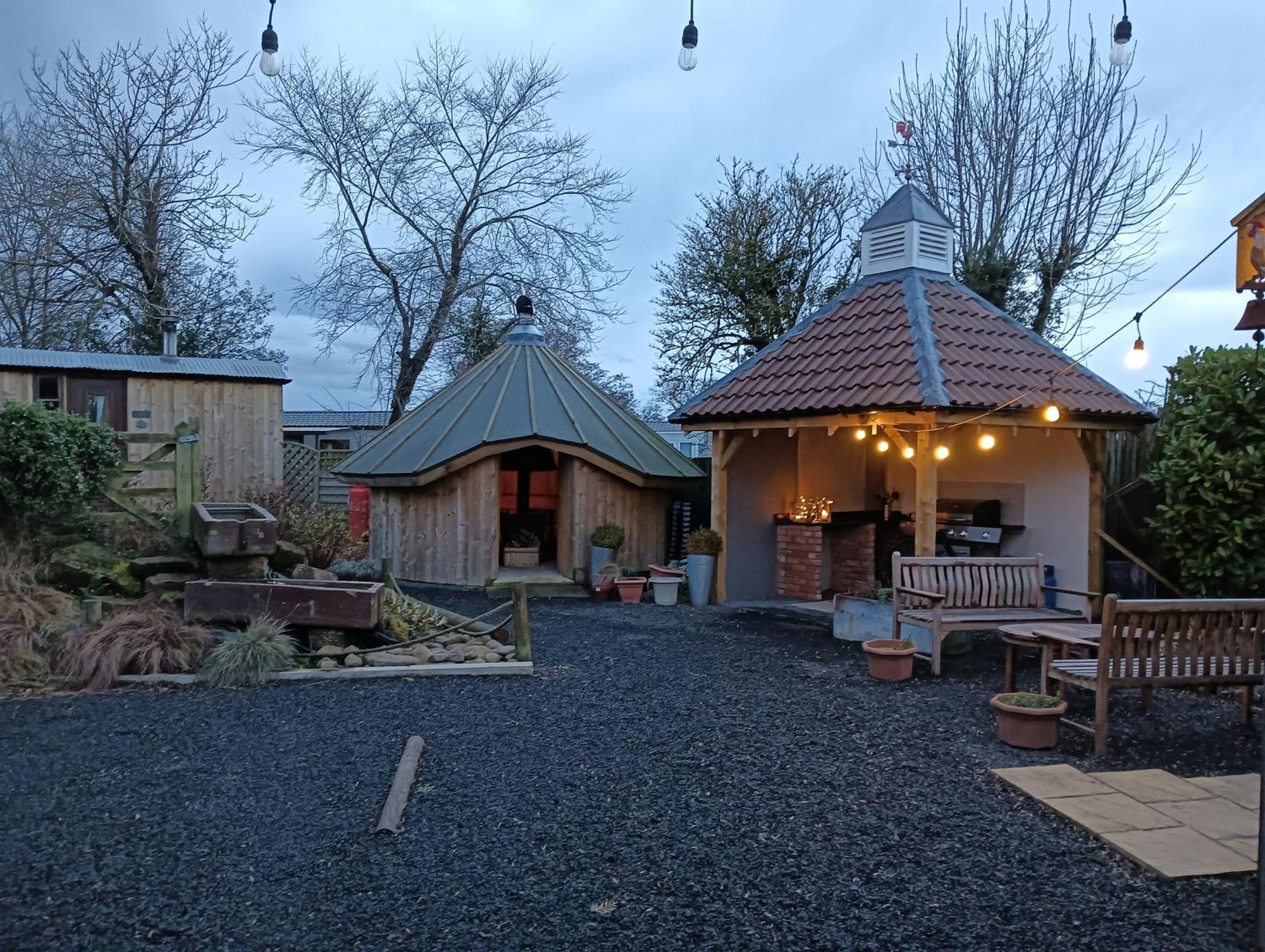 Lucker Mill Shepherds Huts Extérieur photo